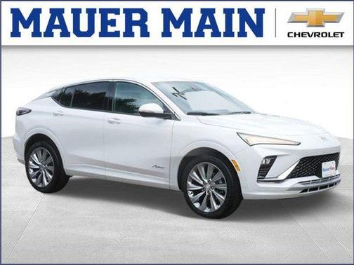 White Frost Tri-Coat 2024 Buick Envista Avenir