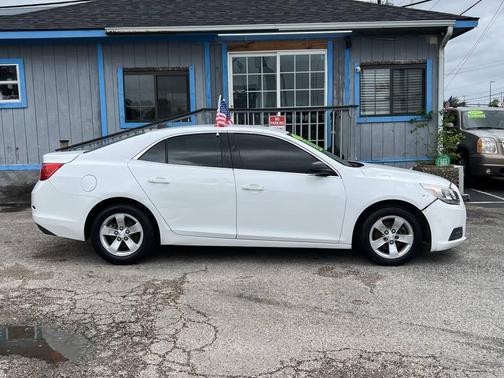2013 Chevrolet Malibu 1LS