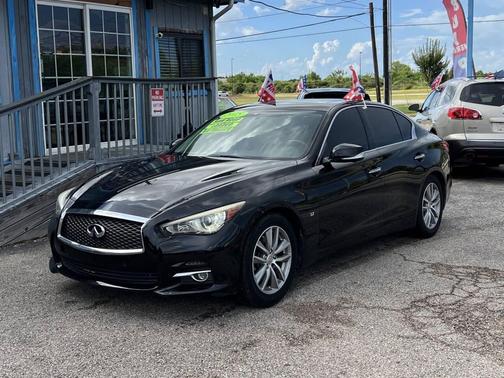 2015 INFINITI Q50 Premium
