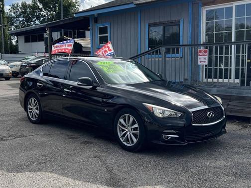 2015 INFINITI Q50 Premium