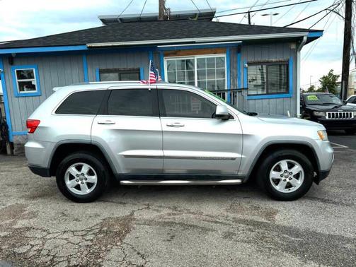 2012 Jeep Grand Cherokee Laredo