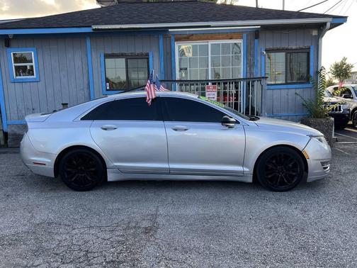 2013 Lincoln MKZ Base