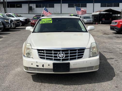 2009 Cadillac DTS 1SE