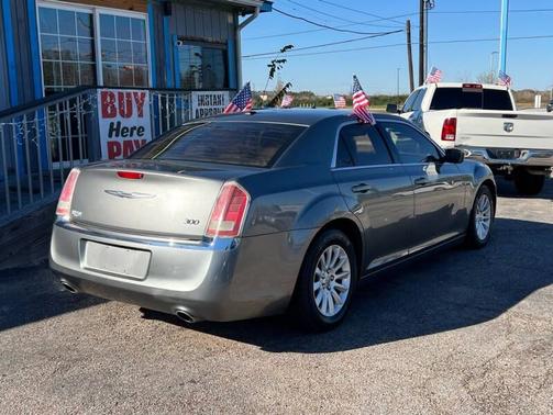 2012 Chrysler 300 Base