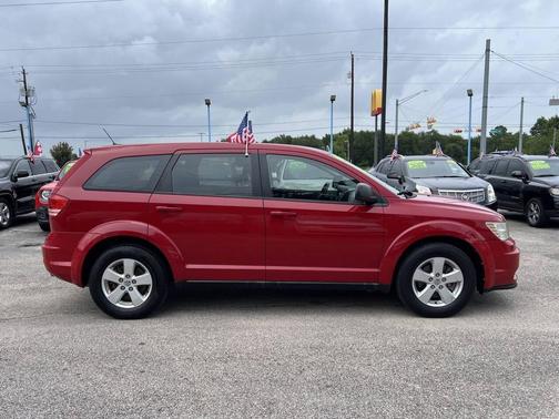 Bright Red Clearcoat 2013 Dodge Journey American Value Pkg