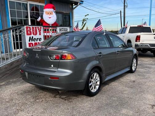 2016 Mitsubishi Lancer SE