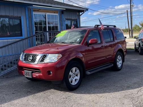 2009 Nissan Pathfinder SE