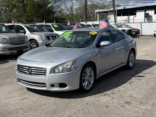 Brilliant Silver Metallic 2011 Nissan Maxima S