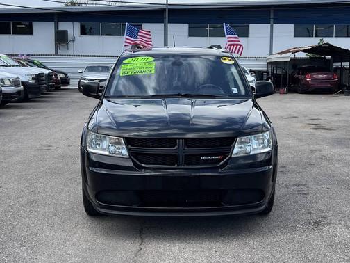 Pitch Black Clearcoat 2020 Dodge Journey SE Value