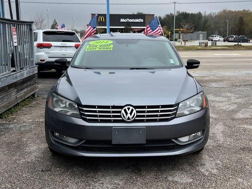 2014 Volkswagen Passat 1.8T Auto SEL Premium