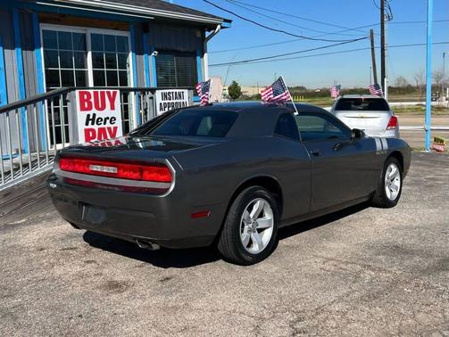 2011 Dodge Challenger Base