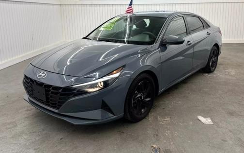 2021 Hyundai ELANTRA SEL