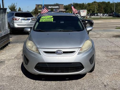 2013 Ford Fiesta SE