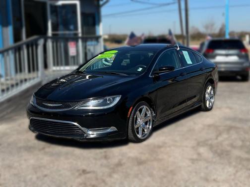 2016 Chrysler 200 Limited
