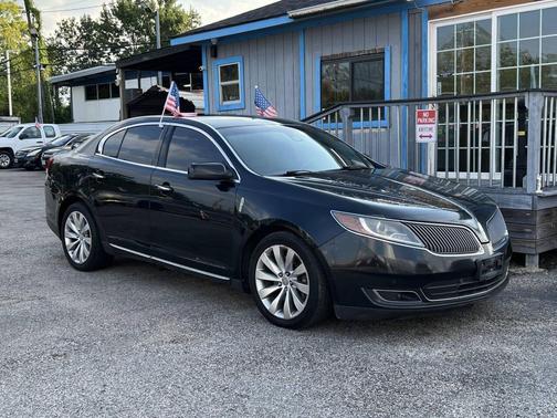 2015 Lincoln MKS Base