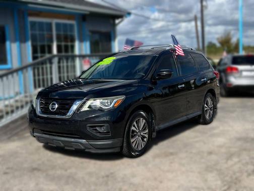 2017 Nissan Pathfinder S