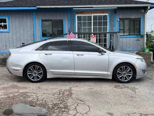 2013 Lincoln MKZ Base