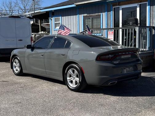 2018 Dodge Charger SXT