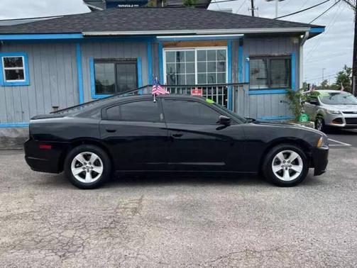 2012 Dodge Charger SE