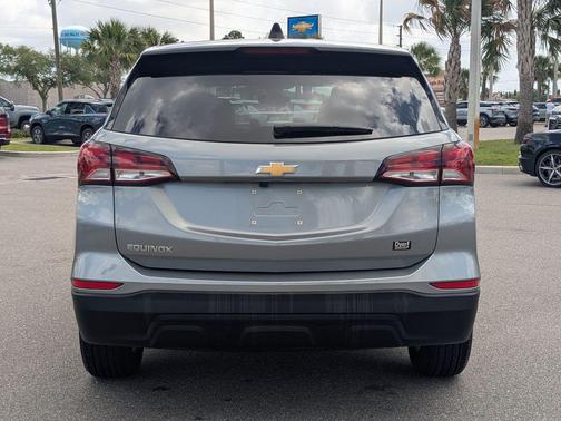 Sterling Gray Metallic 2024 Chevrolet Equinox LS