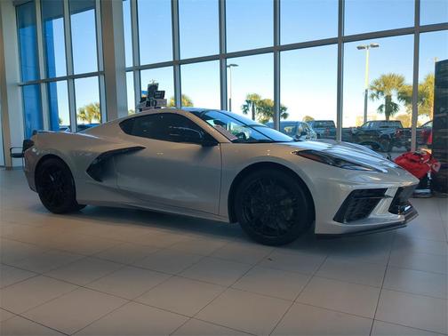2024 Chevrolet Corvette Stingray w/2LT