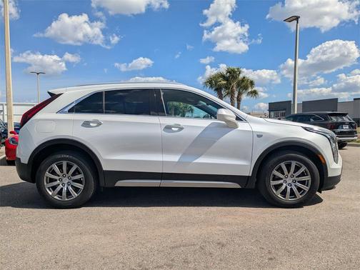 2019 Cadillac XT4 Premium Luxury