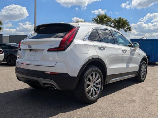 2019 Cadillac XT4 Premium Luxury