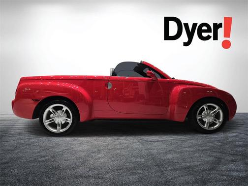 2004 Chevrolet SSR Base
