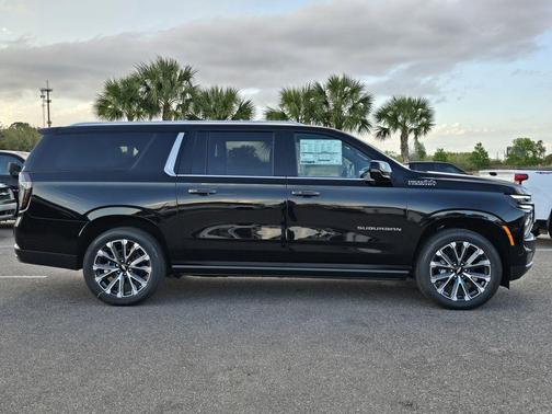 2026 Chevrolet Suburban High Country, RWD