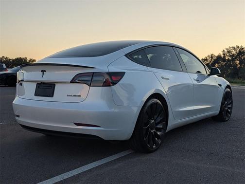 2023 Tesla Model 3 Performance