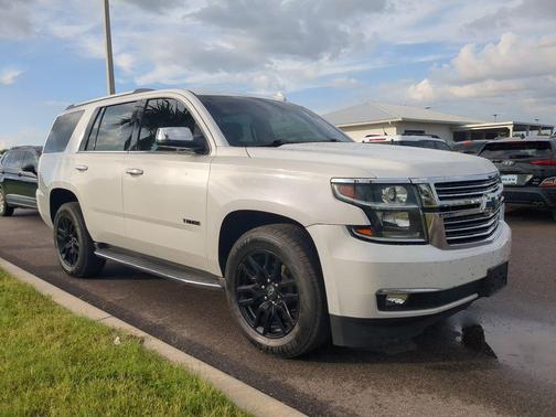 Iridescent Pearl Tricoat 2017 Chevrolet Tahoe Premier