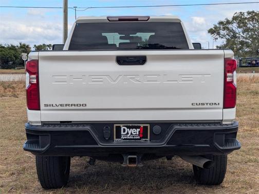 2022 Chevrolet Silverado 2500 Custom