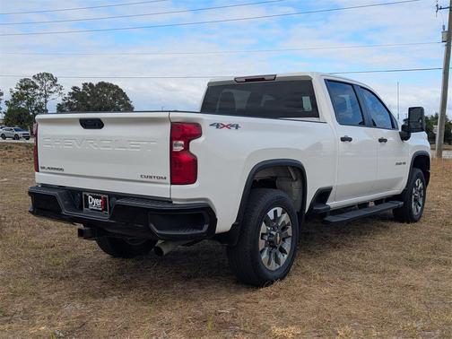 2022 Chevrolet Silverado 2500 Custom