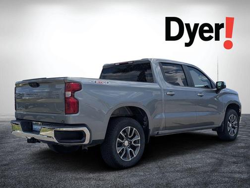 Sterling Gray Metallic 2023 Chevrolet Silverado 1500 LT