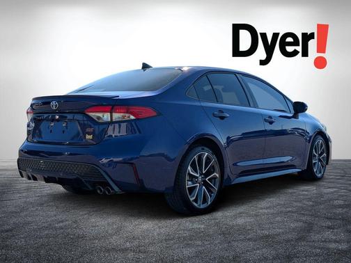 Blue Crush Metallic w/Black Sand Pearl Roof 2021 Toyota Corolla SE