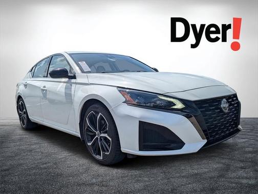 2023 Nissan Altima SR FWD