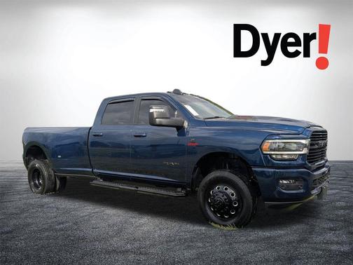 Patriot Blue Pearlcoat 2024 RAM 3500 Laramie Crew Cab 4x4 8' Box