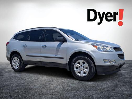 Silver Ice Metallic 2012 Chevrolet Traverse LS