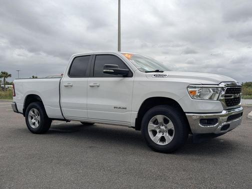 Bright White Clearcoat 2022 RAM 1500 Big Horn/Lone Star