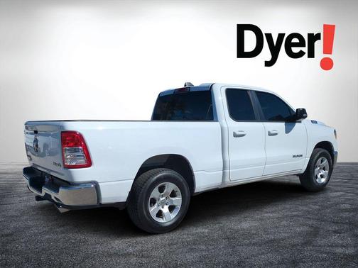 Bright White Clearcoat 2022 RAM 1500 Big Horn/Lone Star