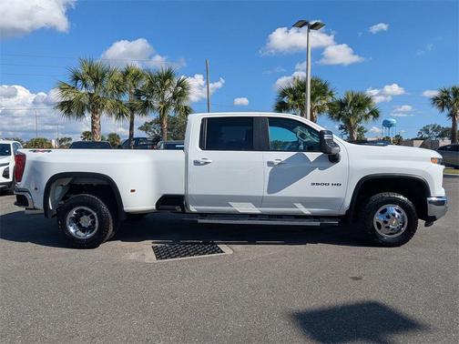 2024 Chevrolet Silverado 3500 LT