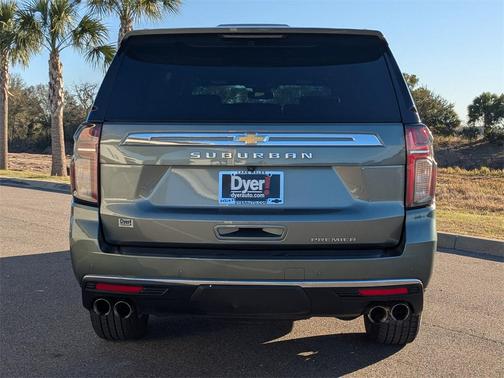 2023 Chevrolet Suburban Premier