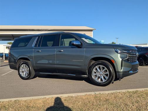 2023 Chevrolet Suburban Premier