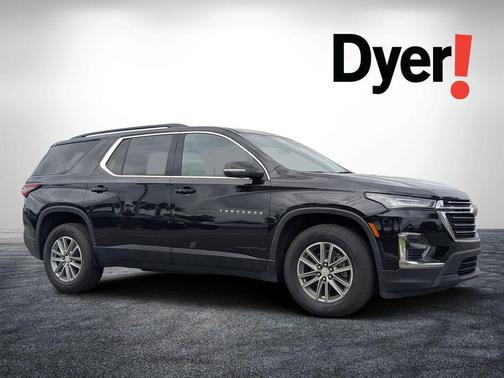 Mosaic Black Metallic 2023 Chevrolet Traverse LT Leather