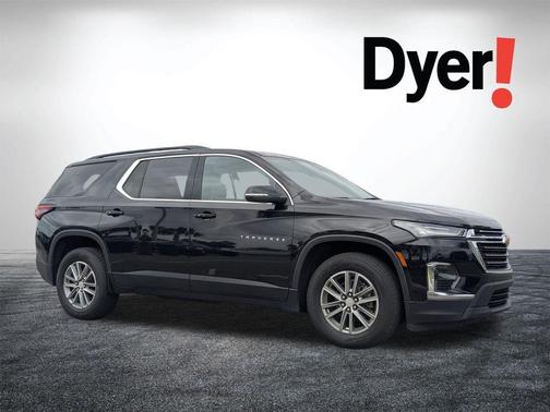 Mosaic Black Metallic 2023 Chevrolet Traverse LT Leather