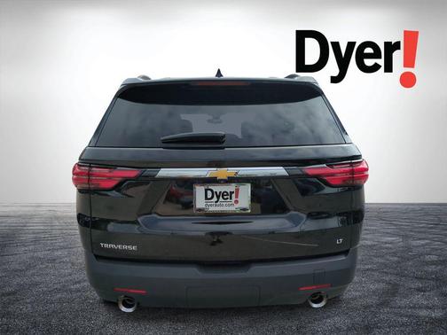 Mosaic Black Metallic 2023 Chevrolet Traverse LT Leather