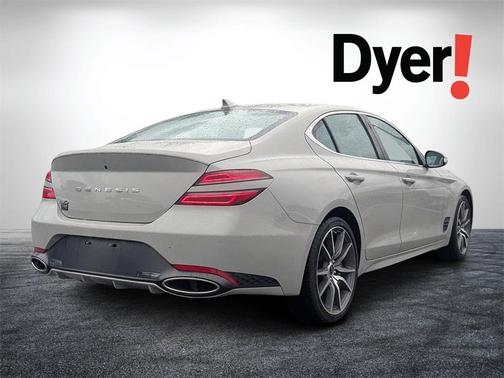 2024 Genesis G70 2.5T RWD