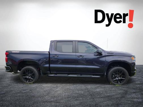 Dark Ash Metallic 2024 Chevrolet Silverado 1500 Custom Trail Boss