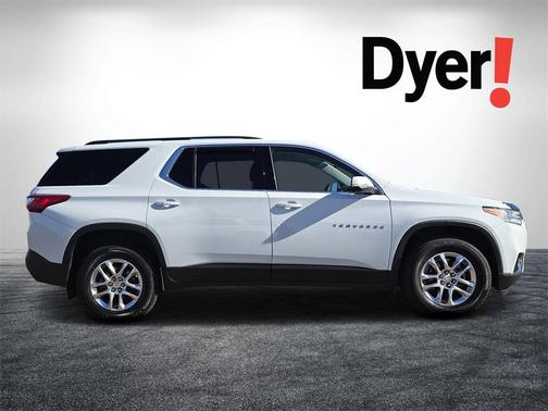 2021 Chevrolet Traverse LT Cloth