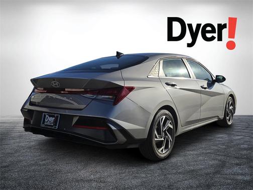 2025 Hyundai ELANTRA SEL